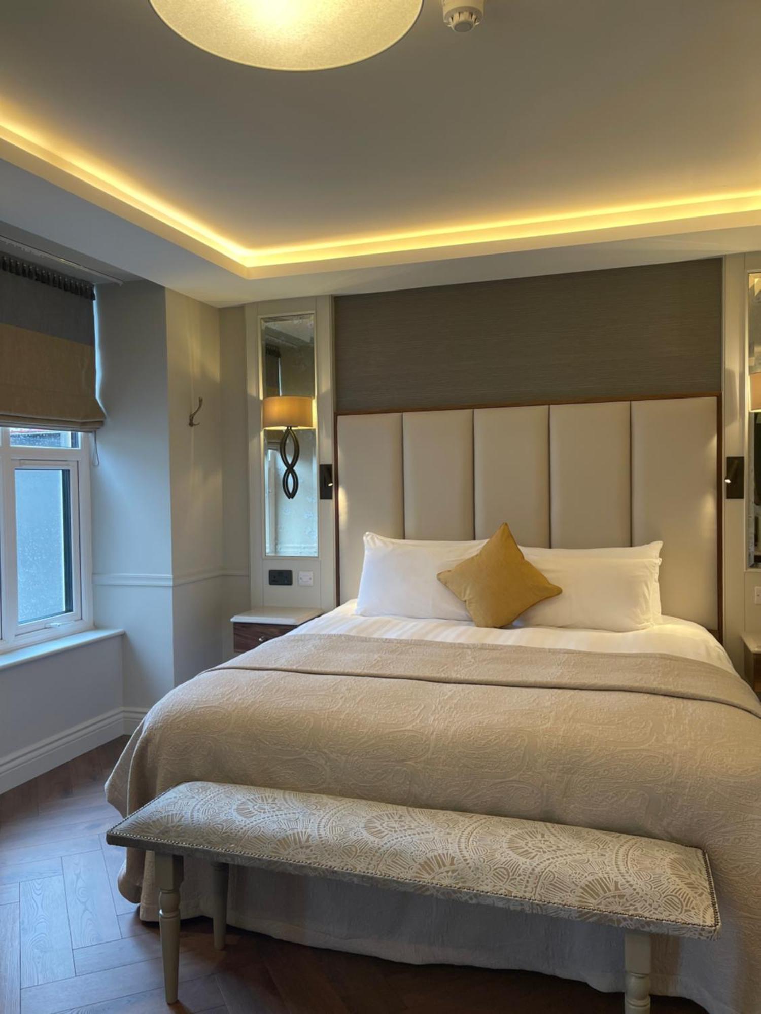 Grand Hotel Трали Экстерьер фото